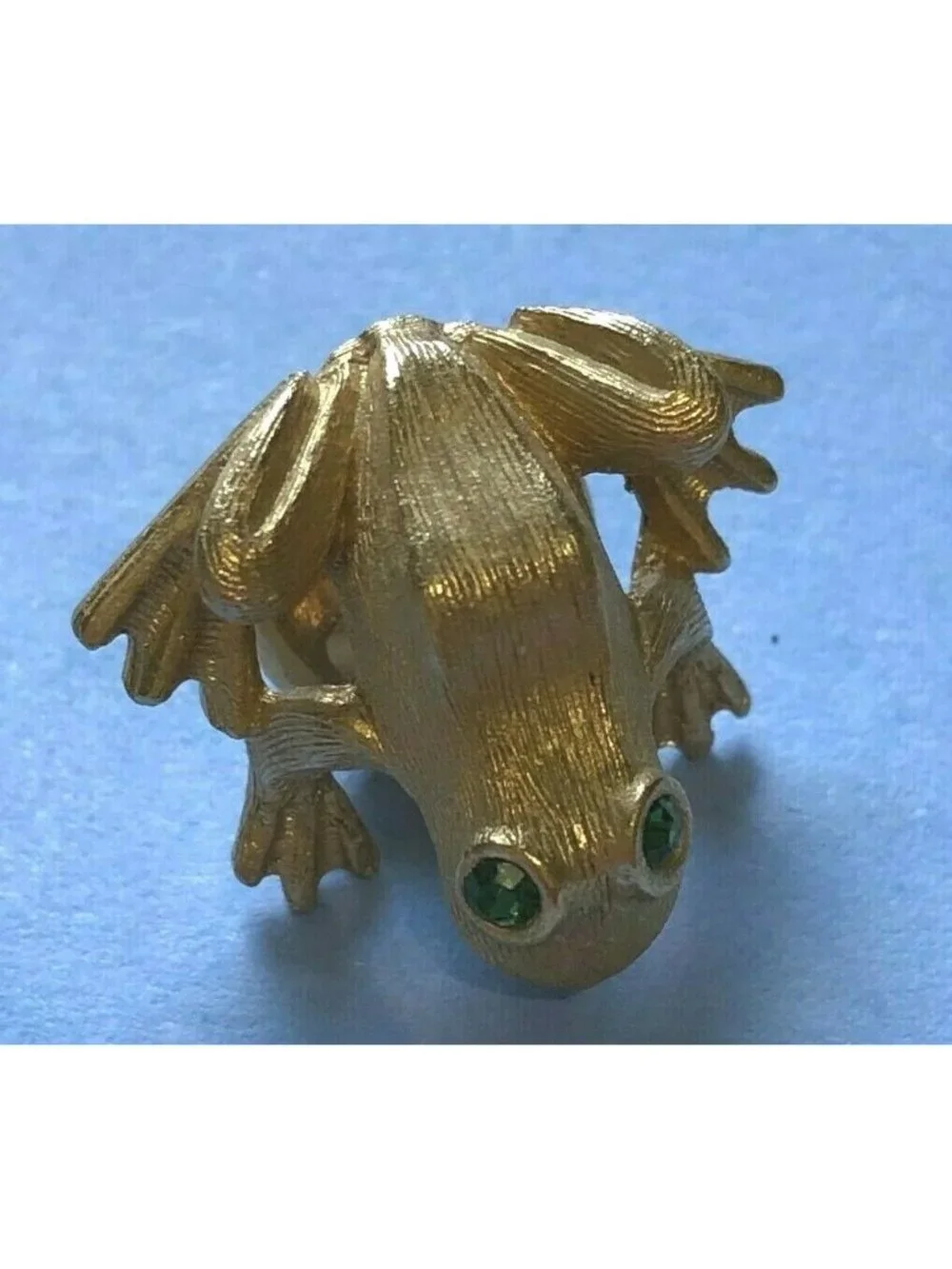 Avon Frog Gold Tone Tie Tack Lapel Pin Green Eyes Faux Gemstones Brooch EUC